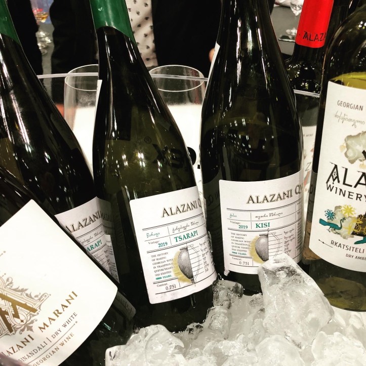 EDC725A1-DC51-4D7D-859E-55AC644BB909